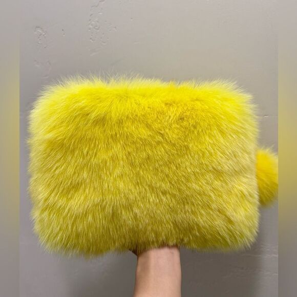 Yellow Handmade Luxury Real Fox Fur Shoulder Bag/Crossbody & Fox Fur Ball Charm - Picture 8 of 17